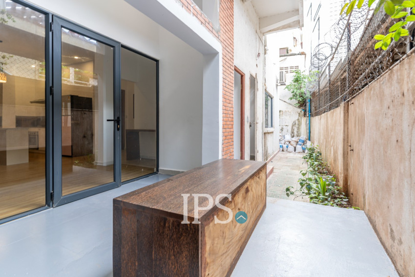 Renovated 2 Bedroom Apartment For Rent - Tonle Bassac, Phnom Penh