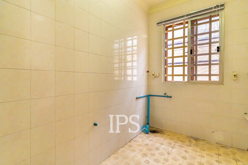4 Bedroom Villa For Rent - BKK1, Phnom Penh