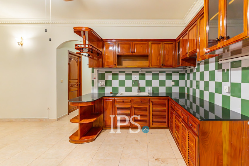 4 Bedroom Villa For Rent - BKK1, Phnom Penh