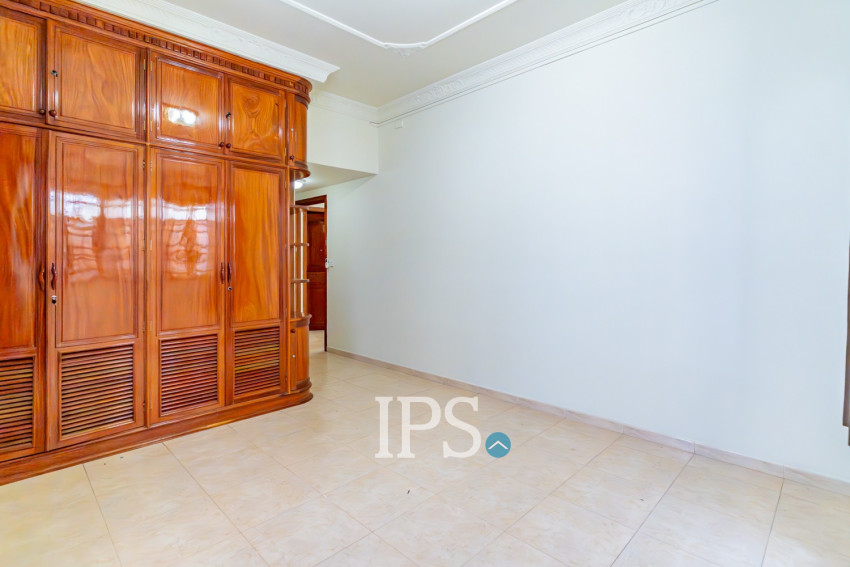4 Bedroom Villa For Rent - BKK1, Phnom Penh