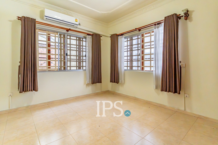 4 Bedroom Villa For Rent - BKK1, Phnom Penh