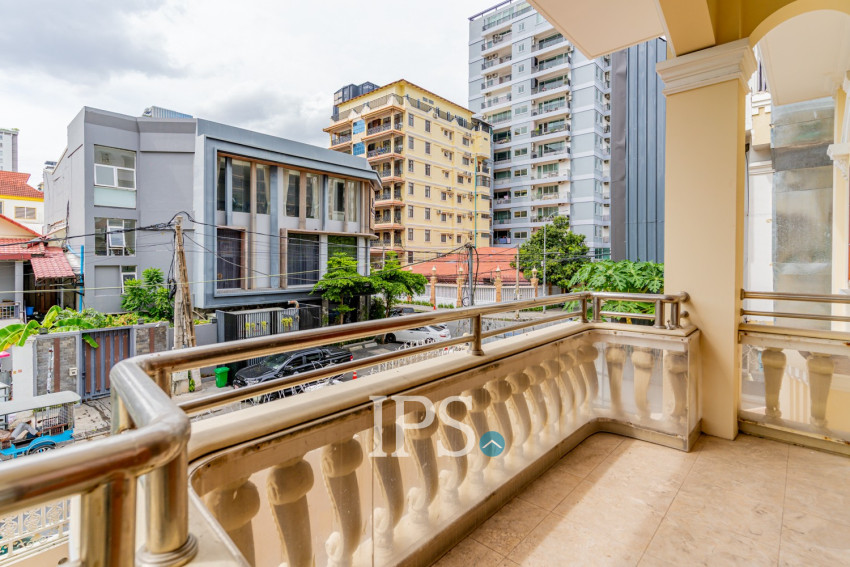 4 Bedroom Villa For Rent - BKK1, Phnom Penh