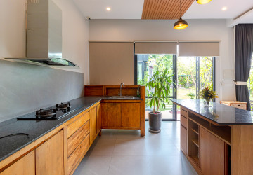 2 Bedroom Villa For Rent - Sala Kamreuk, Siem Reap thumbnail