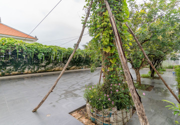 5 Bedroom Holiday Home For Rent - Koh Krabei, Phnom Penh thumbnail