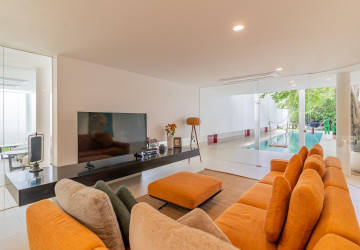 5 Bedroom Holiday Home For Rent - Koh Krabei, Phnom Penh thumbnail