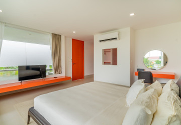 5 Bedroom Holiday Home For Rent - Koh Krabei, Phnom Penh thumbnail