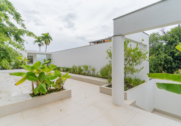 5 Bedroom Holiday Home For Rent - Koh Krabei, Phnom Penh thumbnail