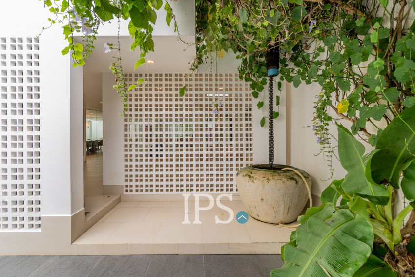 5 Bedroom Holiday Home For Rent - Koh Krabei, Phnom Penh