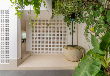 5 Bedroom Holiday Home For Rent - Koh Krabei, Phnom Penh thumbnail