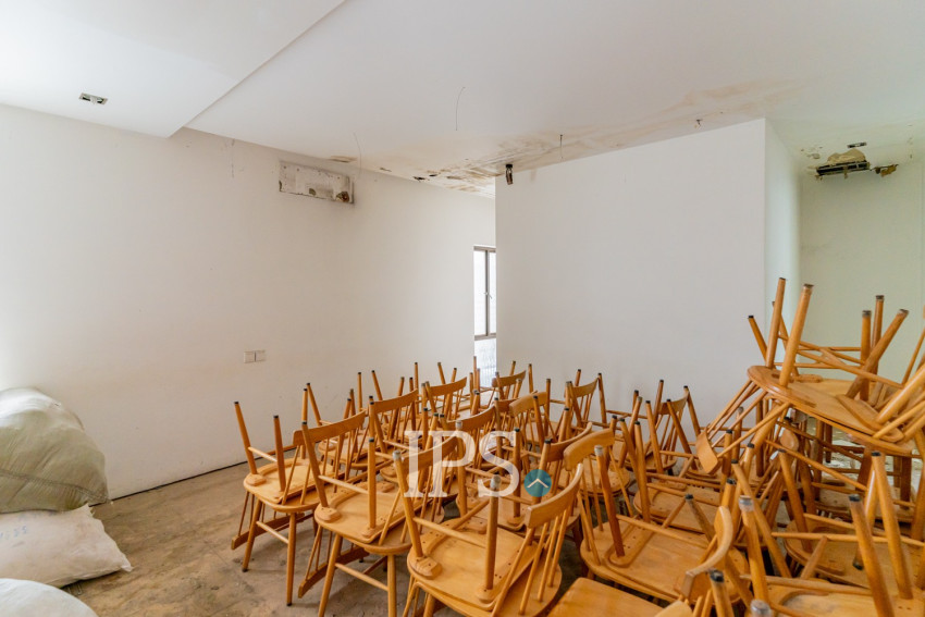 600 Sqm Corner Commercial Space For Rent - BKK1, Phnom Penh