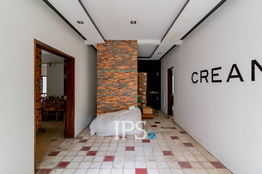 600 Sqm Corner Commercial Space For Rent - BKK1, Phnom Penh