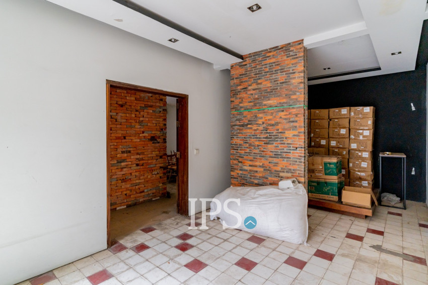 600 Sqm Corner Commercial Space For Rent - BKK1, Phnom Penh