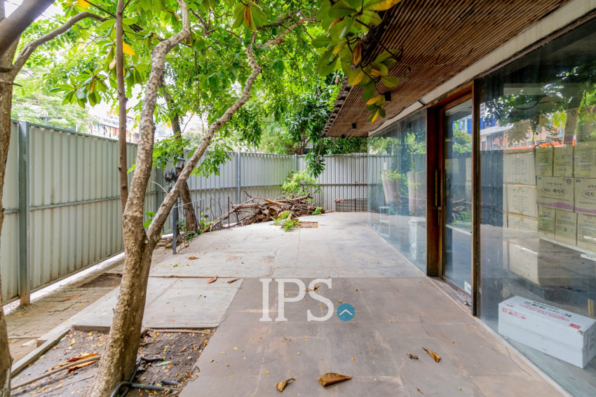 600 Sqm Corner Commercial Space For Rent - BKK1, Phnom Penh