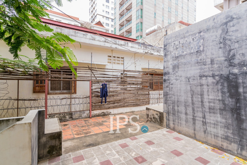 600 Sqm Corner Commercial Space For Rent - BKK1, Phnom Penh
