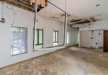 600 Sqm Corner Commercial Space For Rent - BKK1, Phnom Penh thumbnail