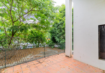 600 Sqm Corner Commercial Space For Rent - BKK1, Phnom Penh thumbnail