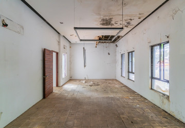 600 Sqm Corner Commercial Space For Rent - BKK1, Phnom Penh thumbnail