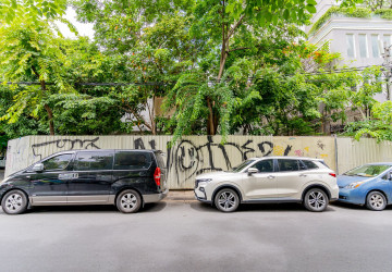 600 Sqm Corner Commercial Space For Rent - BKK1, Phnom Penh thumbnail