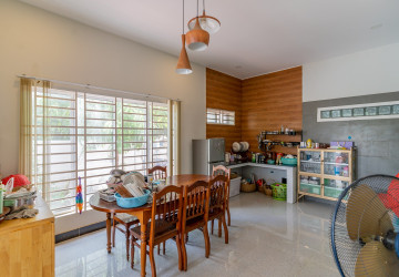 5 Bedroom Townhouse For Rent - Ta Khmau, Phnom Penh thumbnail