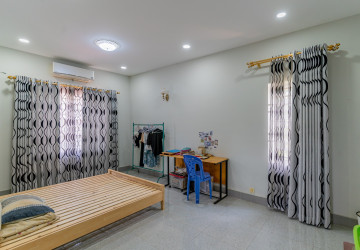 5 Bedroom Townhouse For Rent - Ta Khmau, Phnom Penh thumbnail