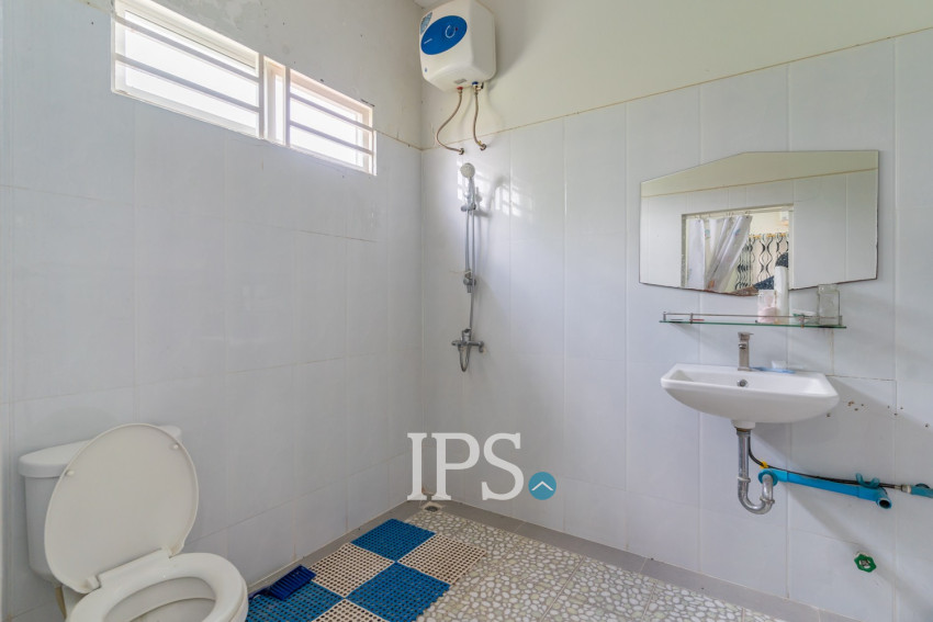 5 Bedroom Townhouse For Rent - Ta Khmau, Phnom Penh