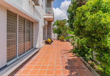 5 Bedroom Townhouse For Rent - Ta Khmau, Phnom Penh thumbnail