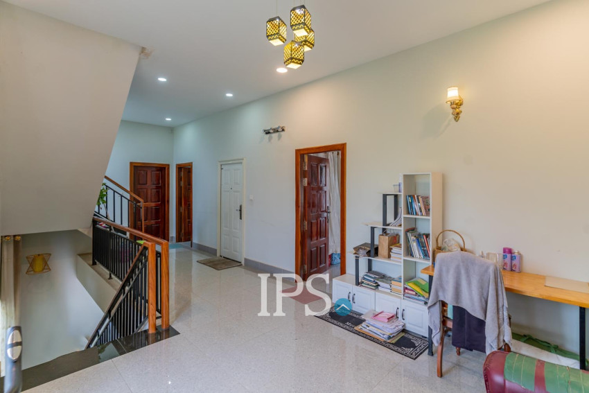 5 Bedroom Townhouse For Rent - Ta Khmau, Phnom Penh