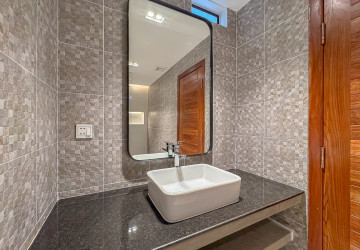 1 Bedroom Apartment For Rent - Sala Kamreuk, Siem Reap thumbnail