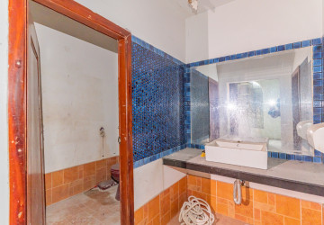 581 Sqm Corner Commercial Space For Rent - BKK1, Phnom Penh thumbnail