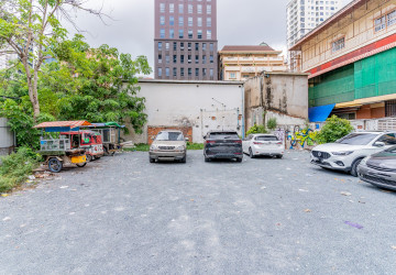 581 Sqm Corner Commercial Space For Rent - BKK1, Phnom Penh thumbnail