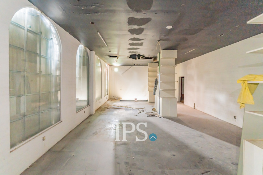 581 Sqm Corner Commercial Space For Rent - BKK1, Phnom Penh