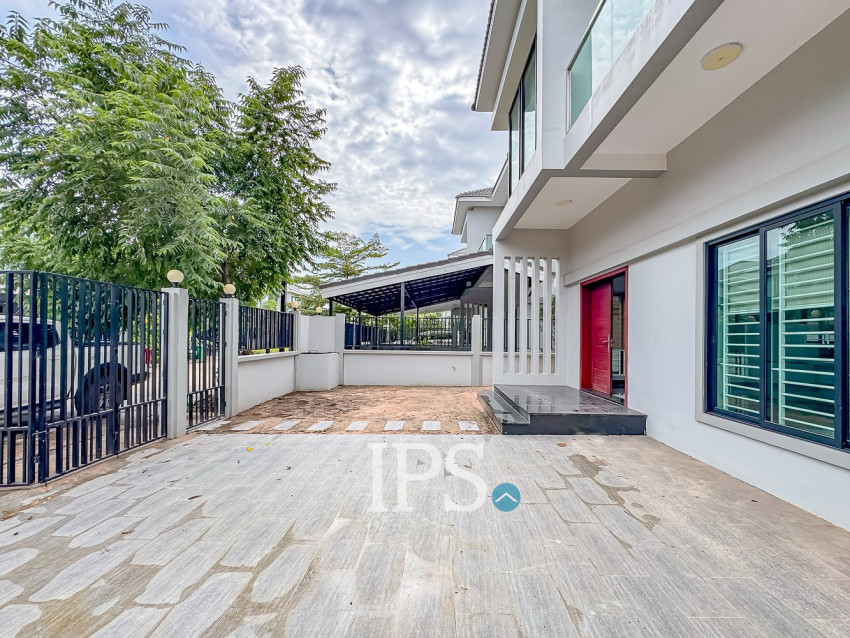 4 Bedroom Villa For Rent - Borey Tourism, Kandaek, Prasat Bakong, Siem Reap