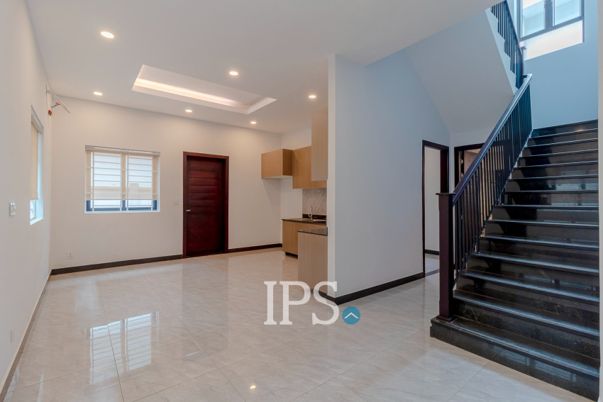 4 Bedroom Villa For Rent - Borey Tourism, Kandaek, Prasat Bakong, Siem Reap