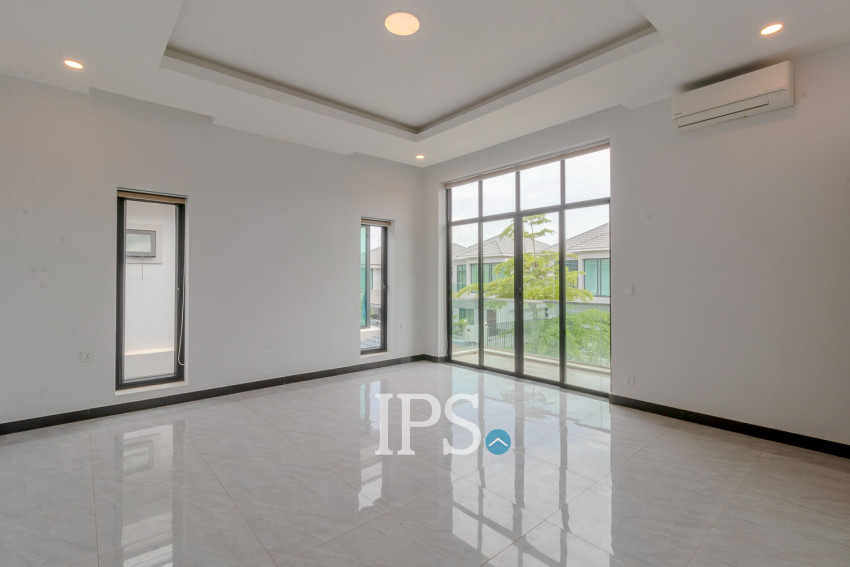 4 Bedroom Villa For Rent - Borey Tourism, Kandaek, Prasat Bakong, Siem Reap