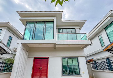 4 Bedroom Villa For Rent - Borey Tourism, Kandaek, Prasat Bakong, Siem Reap thumbnail