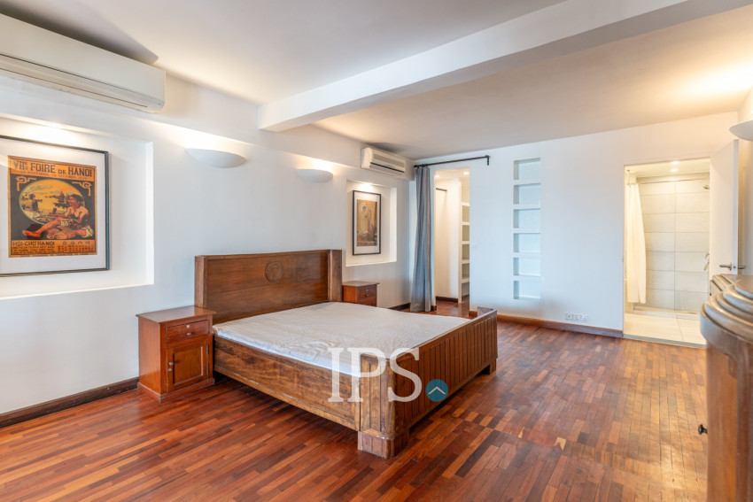 Renovated 3 Bedroom Apartment For Rent - Riverside, Phnom Penh