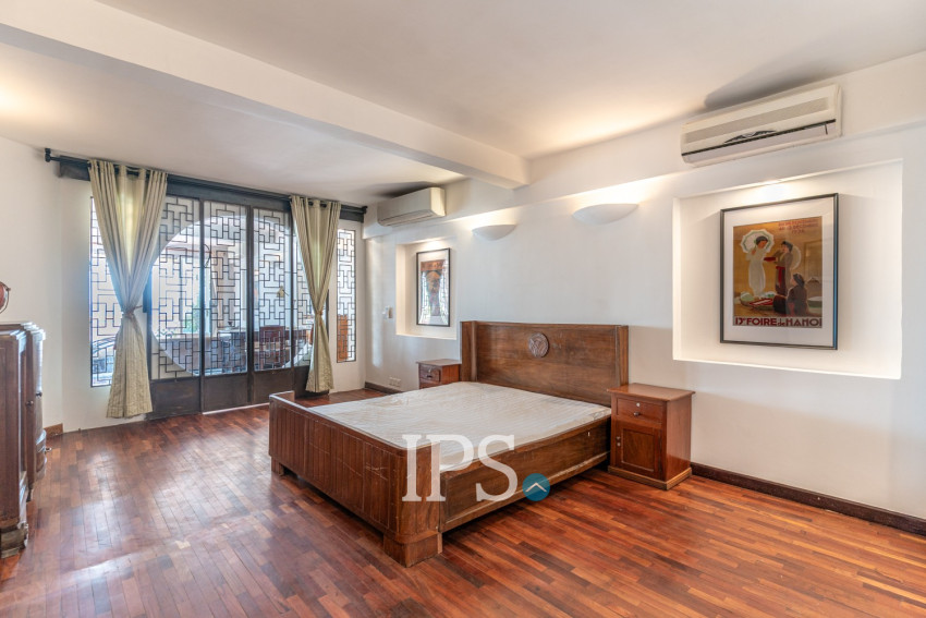 Renovated 3 Bedroom Apartment For Rent - Riverside, Phnom Penh