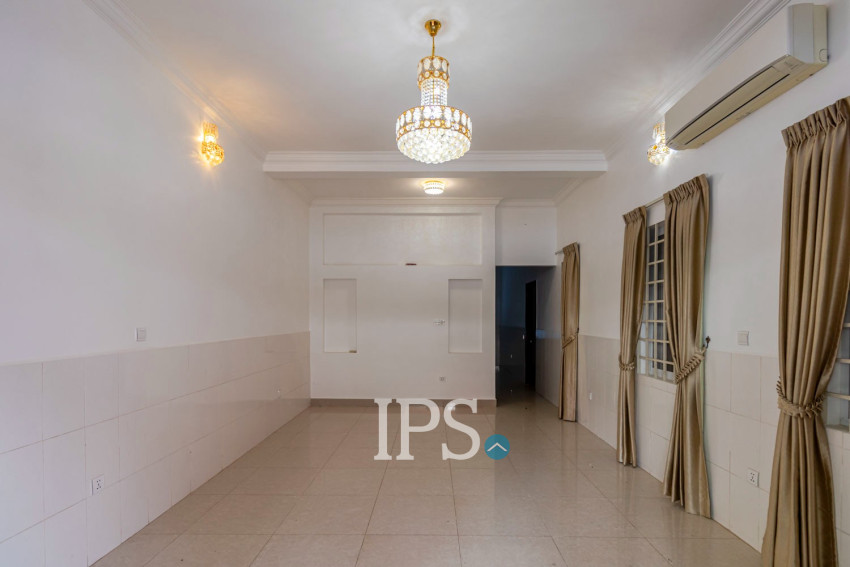 4 Bedroom Flat For Sale - Slor Kram, Siem Reap