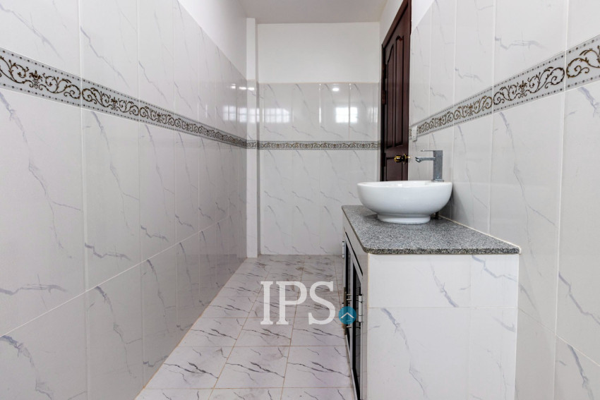 4 Bedroom Flat For Sale - Slor Kram, Siem Reap