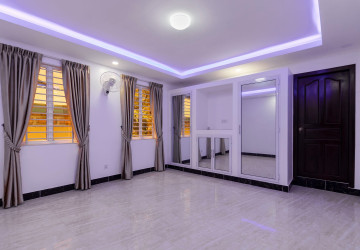 4 Bedroom Flat For Sale - Slor Kram, Siem Reap thumbnail