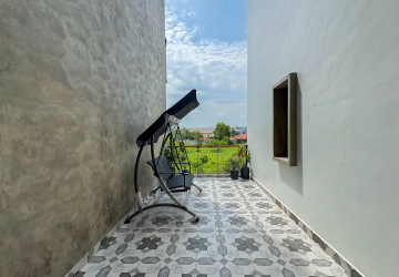 1 Bedroom Apartment For Rent - Kouk Chak, Siem Reap thumbnail