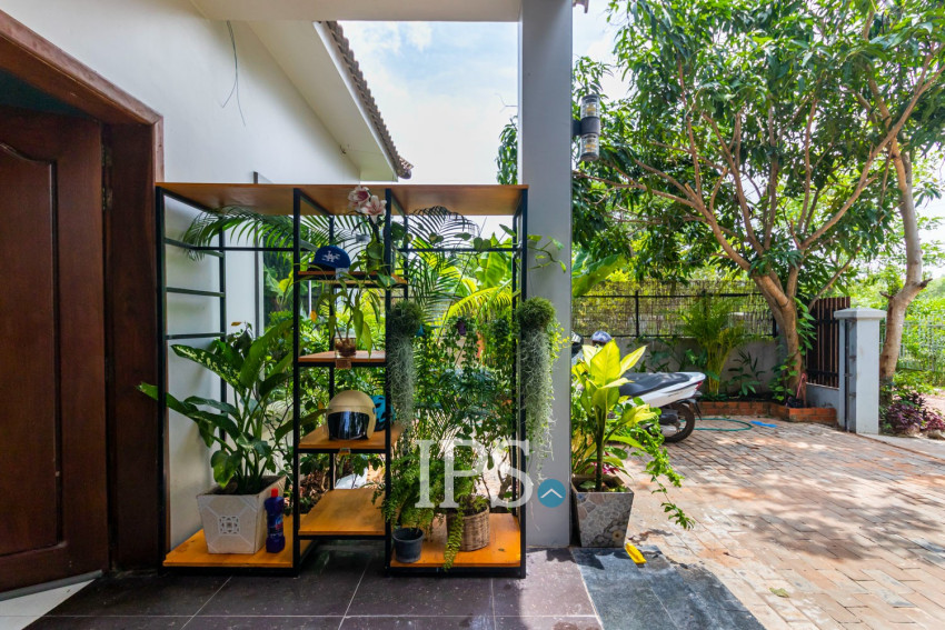2 Bedroom House For Rent - Svay Dangkum, Siem Reap