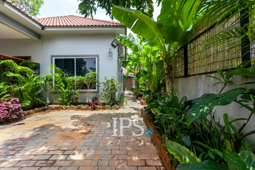 2 Bedroom House For Rent - Svay Dangkum, Siem Reap