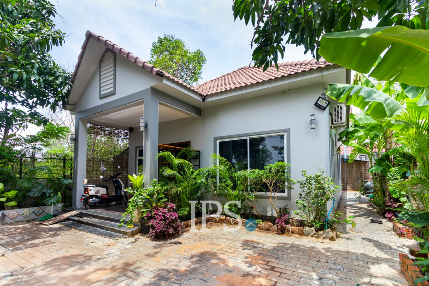 2 Bedroom House For Sale - Svay Dangkum, Siem Reap