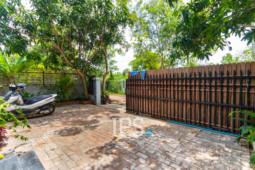 2 Bedroom House For Sale - Svay Dangkum, Siem Reap