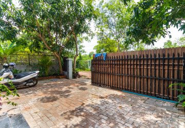 2 Bedroom House For Sale - Svay Dangkum, Siem Reap thumbnail
