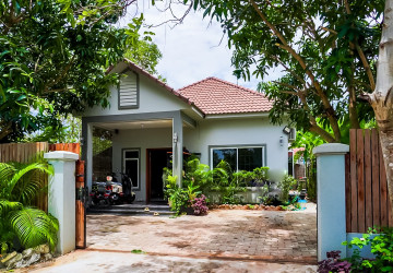2 Bedroom House For Sale - Svay Dangkum, Siem Reap thumbnail