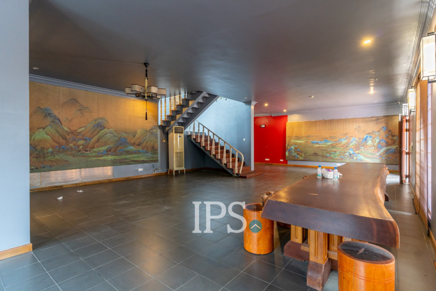 6 Bedroom Villa For Rent - Tonle Bassac, Phnom Penh