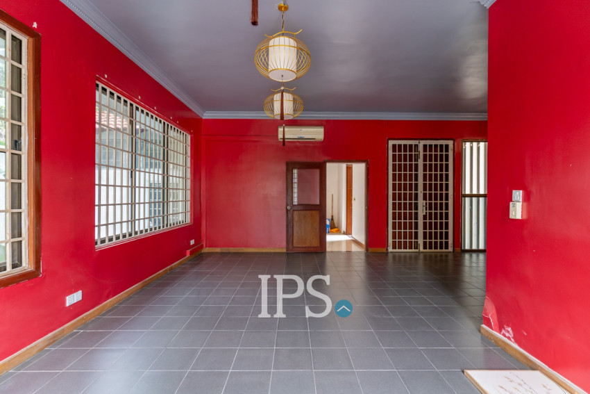 6 Bedroom Villa For Rent - Tonle Bassac, Phnom Penh