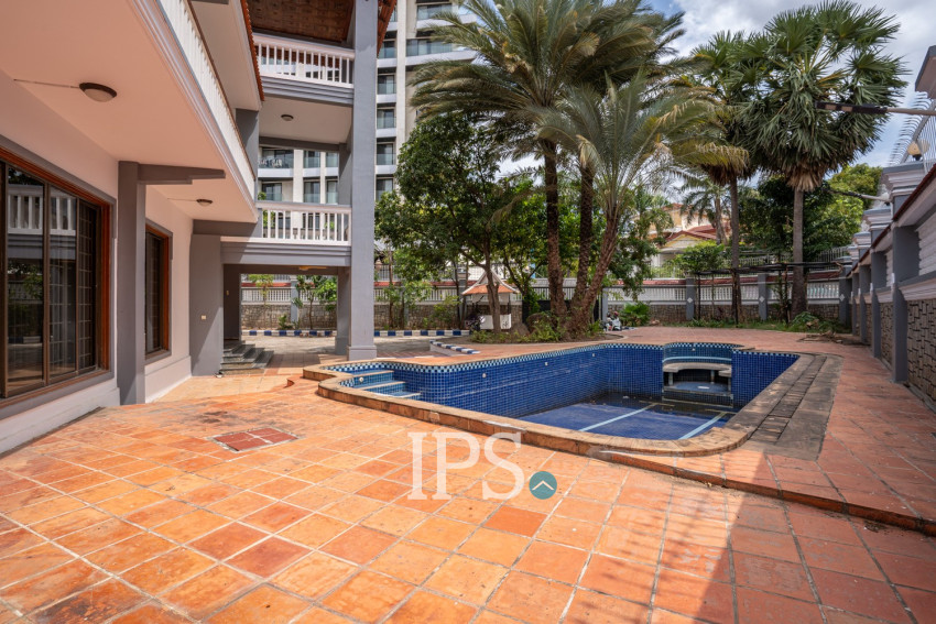6 Bedroom Villa For Rent - Tonle Bassac, Phnom Penh